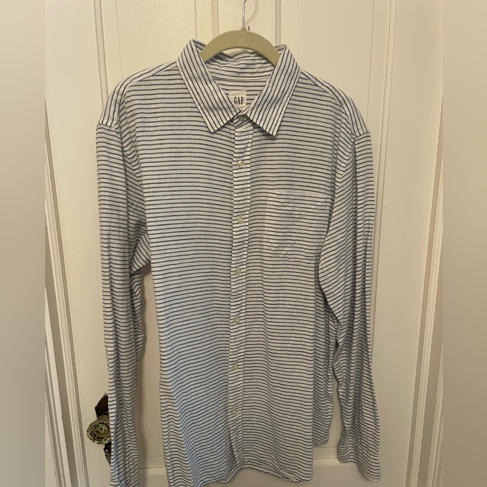GAP men’s linen cotton blend blue and white stripe casual shirt Size L